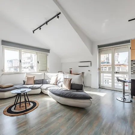 Lucas View Penthouse *